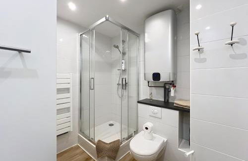 Le Jules Verne - Classé 2 étoiles - Tout confort - Balcon sur cour - Foto 22