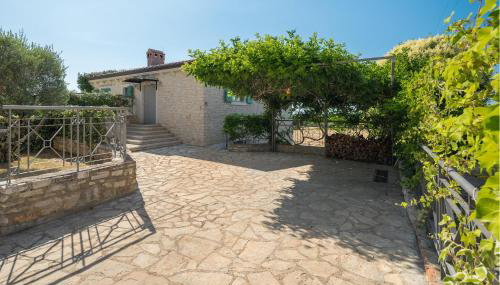 Nice Home In Vizinada With Kitchen - Foto 2