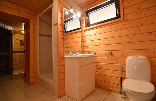 Scenic Chalet in Ovifat - Photo 16