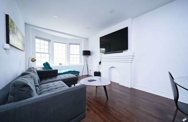 The Temple Stays - Photo 1