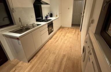 4 Bed House - Sleeps 9 - Hottub - Parking - Foto 11