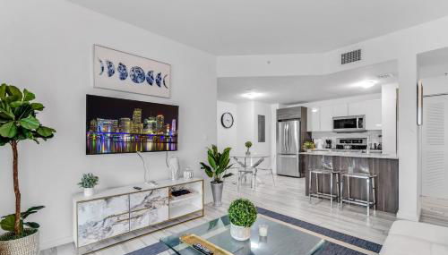 Lovely Unit Mins from Wynwood with Free Parking - Foto 4