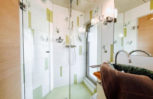 Schäfers - Ihr Wohlfühlort - Hochwertige Ausstattung, Naturgrundstück mit Bachlauf, Terrassen, WLAN, Parken - an 2 Seen bei Leipzig - Foto 55