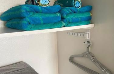 Contemporary Ocean View Suite - Heart of Waikiki! - Foto 44