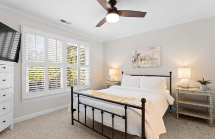 Shoreway Cove by Avantstay Waterfront, Pool, Dock - Foto 64