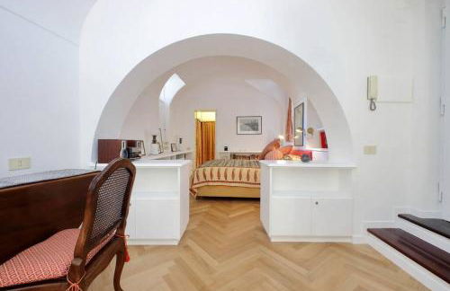 Pantheon Apartment with private terrace - Photo 21