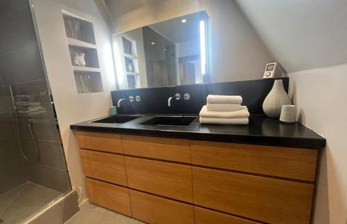 Comfort & design 2 BR near Place des Vosges - Foto 11