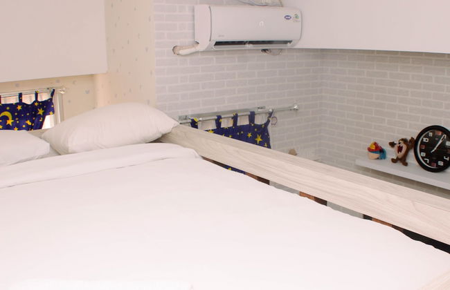 Stunning And Comfy Studio Apartment Transpark Juanda - Photo 5