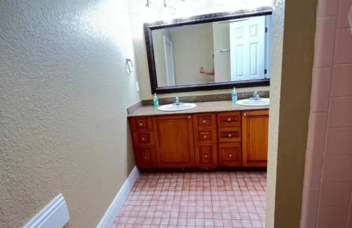 Resort Like house, 4 bedrooms, 3 bathrooms - Photo 37