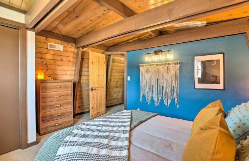 Pet-Friendly Cottage, Walk From Big Bear Village! - Foto 18