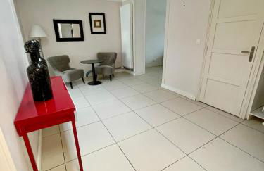 Large 6-bedroom house, close to Lille city center, CHR - Foto 17