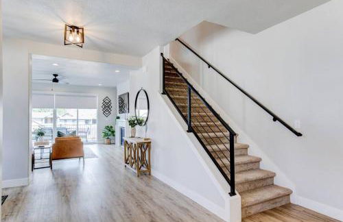 Midway to Heaven! BRAND NEW 5 bed 4.5 bath, HOTTUB - Photo 66