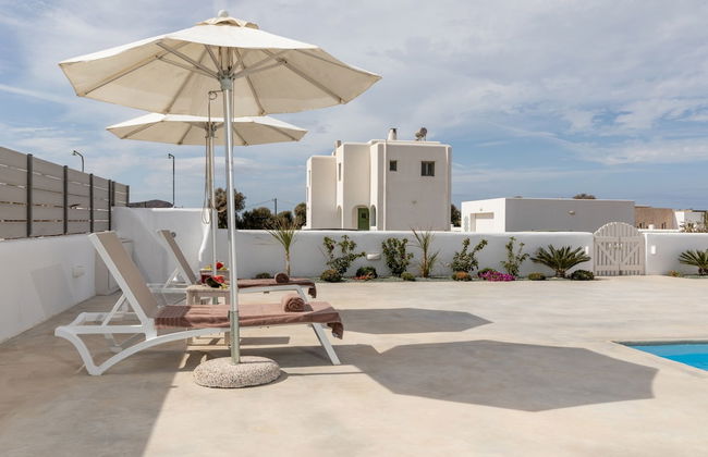 Naxian Lounge Villas - Photo 73