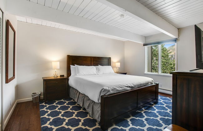 Château Chaumont by Snowmass Vacations - Photo 6