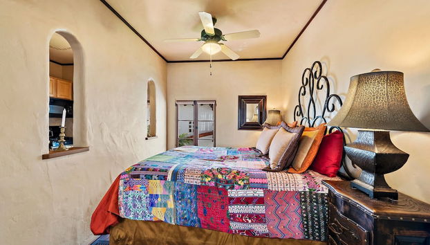 Oceanfront Hacienda - Photo 5