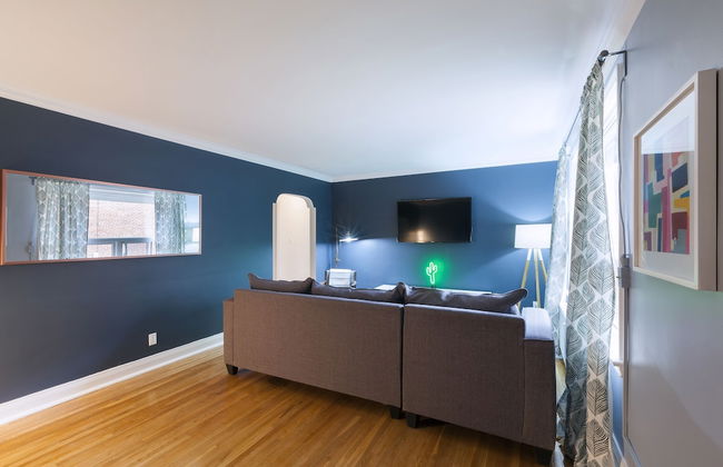 Spacious Apartment in Forest Hill (Free Parking) - Photo 6