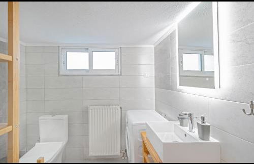 Omalia Apartment - Photo 31