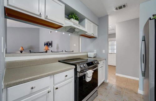 Charming Palm Bay Retreat with Garden - Foto 28