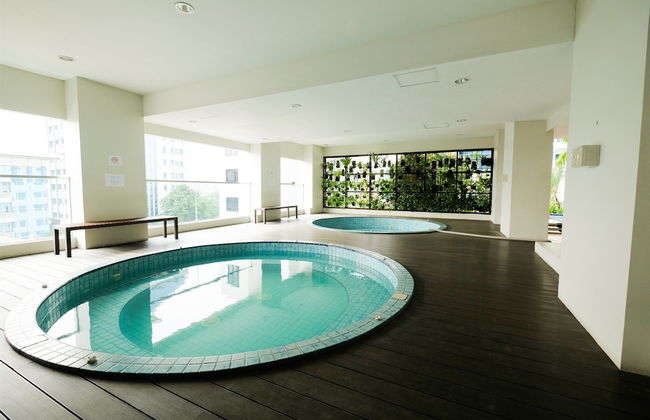 Best Price Studio Apartment at Capitol Park Residence - Photo 41