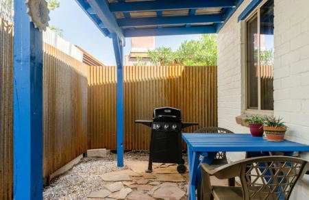 Central House with Pool & Hot Tub - Foto 18