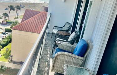 Amazing and Spectacular ocean and beach views in Galveston - Photo 41