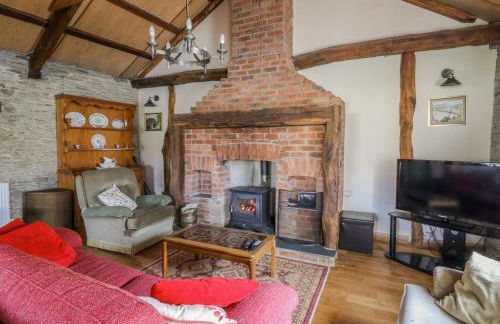 Glanyrafon Smithy - Photo 6