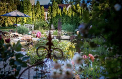 Glückliche Kuh-Villa - Achtsamer Rückzugsort mit Traumgarten, Schwimmteich & Raum zum Sein bis 18 Personen - Allgäu - Foto 20
