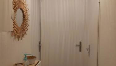 Appartement T2 avec balcon refait à neuf - Photo 2