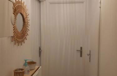 Appartement T2 avec balcon refait à neuf - Photo 2