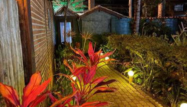 Lua Chalés 14 chalés equipados com churrasqueira individua , piscina e hidro incluindo café da manhã servido no quarto , roupa de cama, toalhas de banho e de praia a apenas 600 metros da praia de Maresias - Foto 2