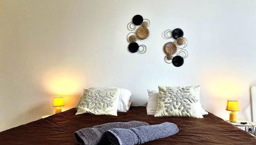 PARIS CITY-Le Raincy - Facing station - 4 to 8 Pers - Foto 2