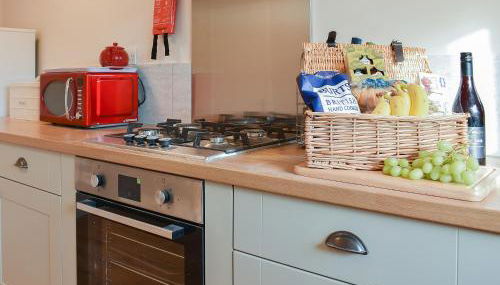 Blacksmith's Cottage - Photo 5