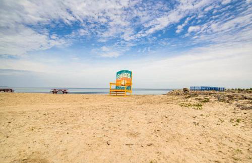 Home < 1 Mi to Lake Erie & Shades Beach Park! - Photo 26