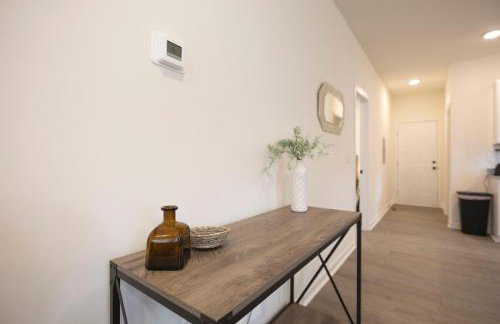 5 Min to Elon - 7 Min to Downtown - Washer and Dryer - Foto 56