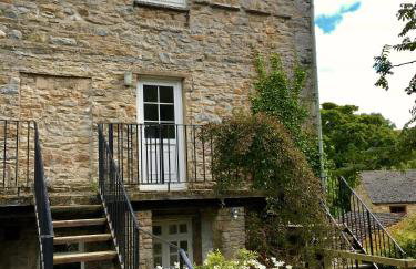 Wonderfully Scenic and Comfortable Dales Mill Property - Photo 2