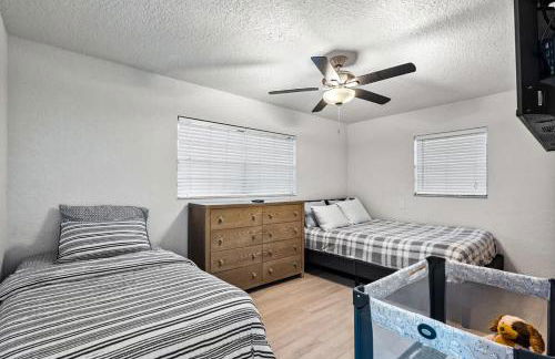 Tropical Getaway - Heated Pool & Patio Retreat - Foto 29