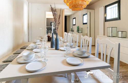 Villa Caliza in Cunit with Private Pool and large garden - air conditioning in bedroom - Photo 17