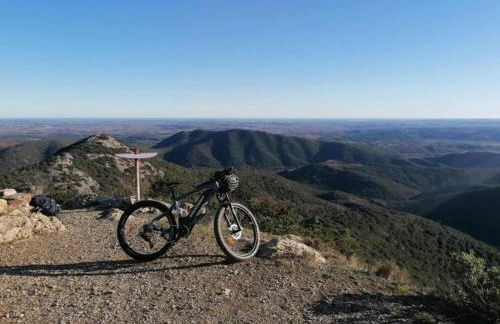 Hillside Retreat in Roquebrun - Foto 35