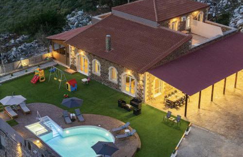 Villa Pasiphae - With Private Heated Pool - Photo 10