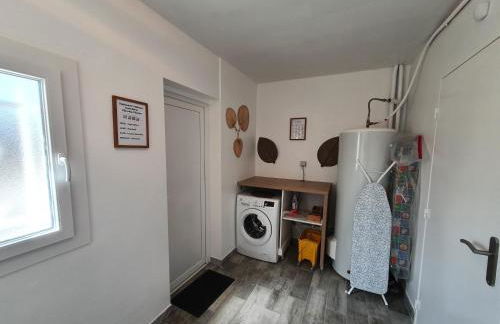 Villa des Oliviers Sublime villa avec piscine chauffée et privée et baby foot - Foto 33