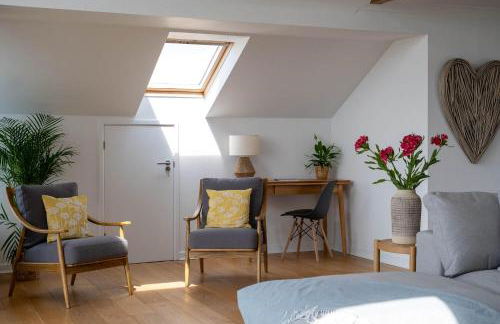 High Tide - Photo 13