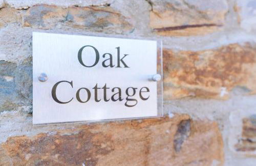 Luxury newly converted oak cottage with hot tub - Foto 37