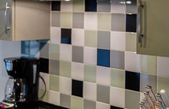 Serene POOL & Firepit in Stunning Home By Airport - Foto 31