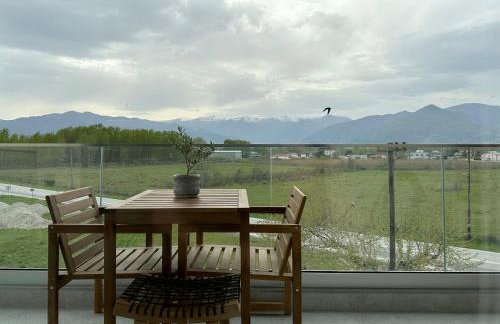 On the Edge - Suites & Apartments - Photo 44