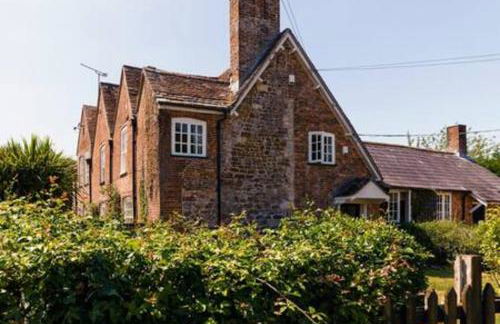 Wilksworth Caravan Park - Photo 3