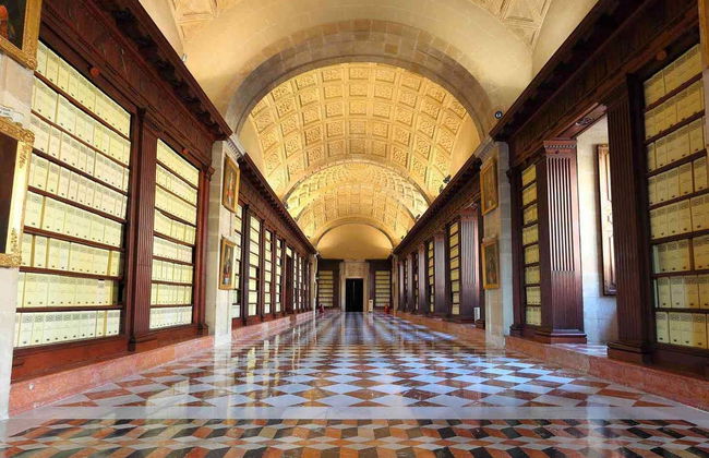 Visita guiada por el Archivo de Indias - Foto 7