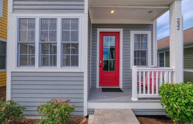 Hook, Wine, & Sinker - Photo 14