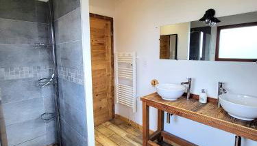 Chalet des Jonquilles - Au calme, bordant la forêt - Foto 3