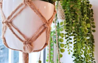 MINHA CASA SUA CASA - Cozy Little House, AC & WiFi - Foto 6