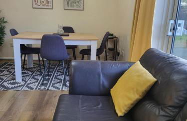 The Grove- 3 Bed Detatched House Wolverhampton- Families and Contractors- Near Town Centre and Molineux Stadium - Foto 21